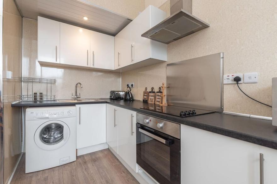 Contemporary 3 Bed City Centre Appartment - Ensuite