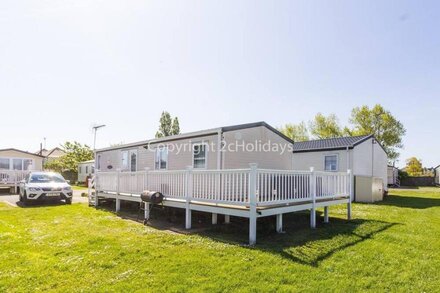 8 berth caravan with decking to hire at Naze Marine in Essex ref 17045NM