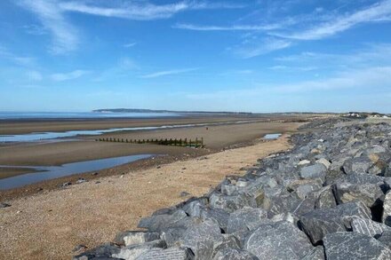 Large 3 bedroom caravan in camber sands family friendly holiday Park.