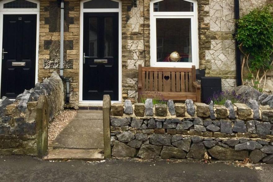 Sunnyside Cottage, in the heart of the Buxton, Derbyshire