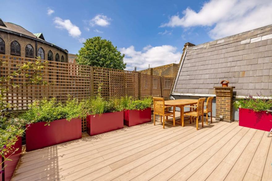 Lavish 2 Bedroom with Roof Garden by Hyde Park