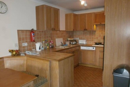 Luxury holiday apartment on 5* Country Club Estate.  Free leisure centre.