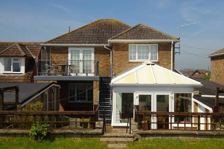 Seafront Family House With Direct Access to the Beach and Dunes