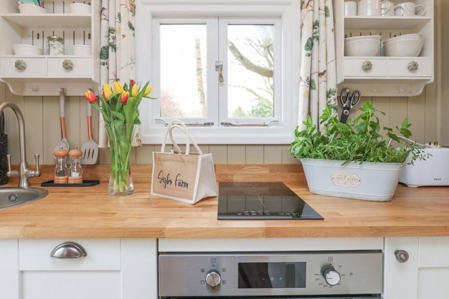 1 bedroom accommodation in Haslemere