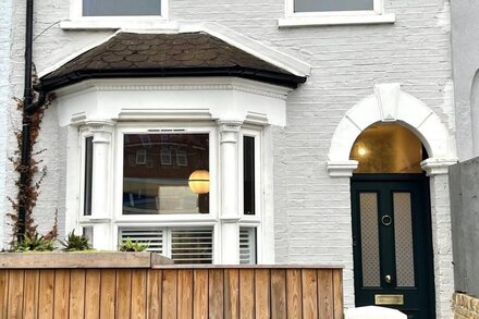 3 Bedroom Renovated Victorian Terrace House