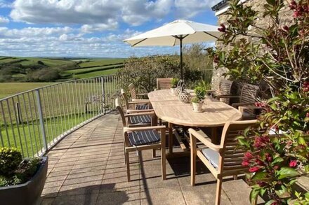 Secluded Escape Near Salcombe - Newhouse Barn