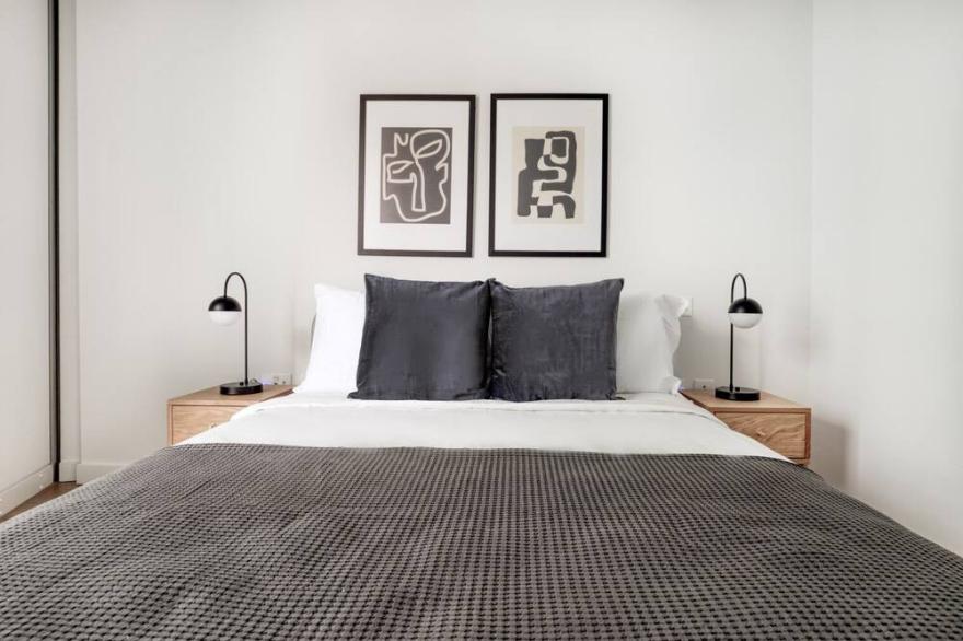 Chic Battersea Power Station 2BR w/ Concierge, nr shops, by Blueground