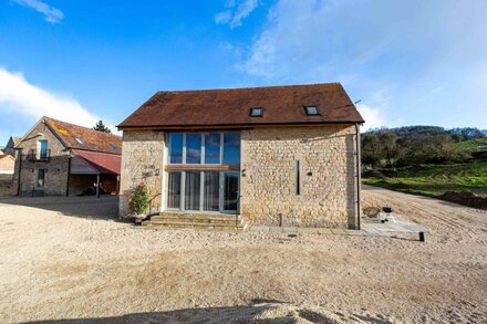 English Barn Conversion at Idyllic Cotswold Farm