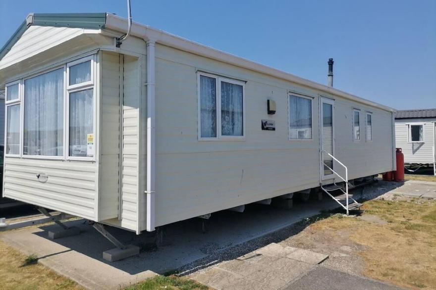 Holiday Apartment Dymchurch For 1 - 8 Persons With 3 Bedrooms - Holiday Apartment