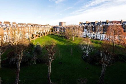 The Luxury 'Treehouse' - One bed Little Venice