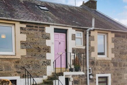 2 bedroom accommodation in Burntisland