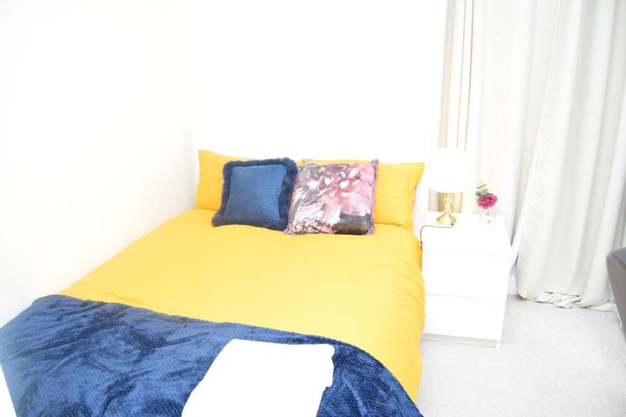Derby City Centre Flat For Short Stay