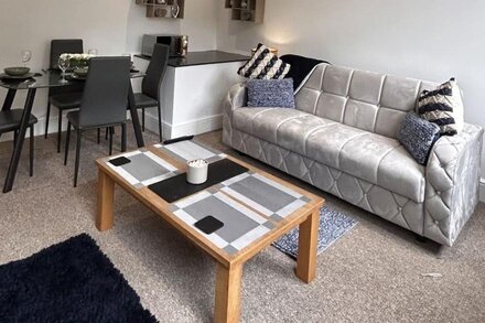 Cozy 1-Bedroom Apartment in the Heart of Barnsley