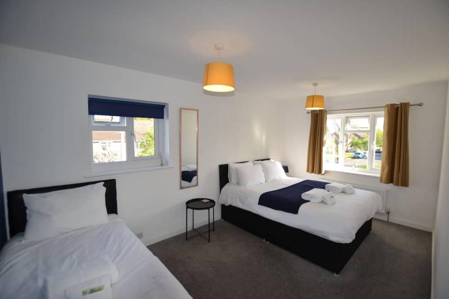 Wisteria Tree Apartment - Stayseekers