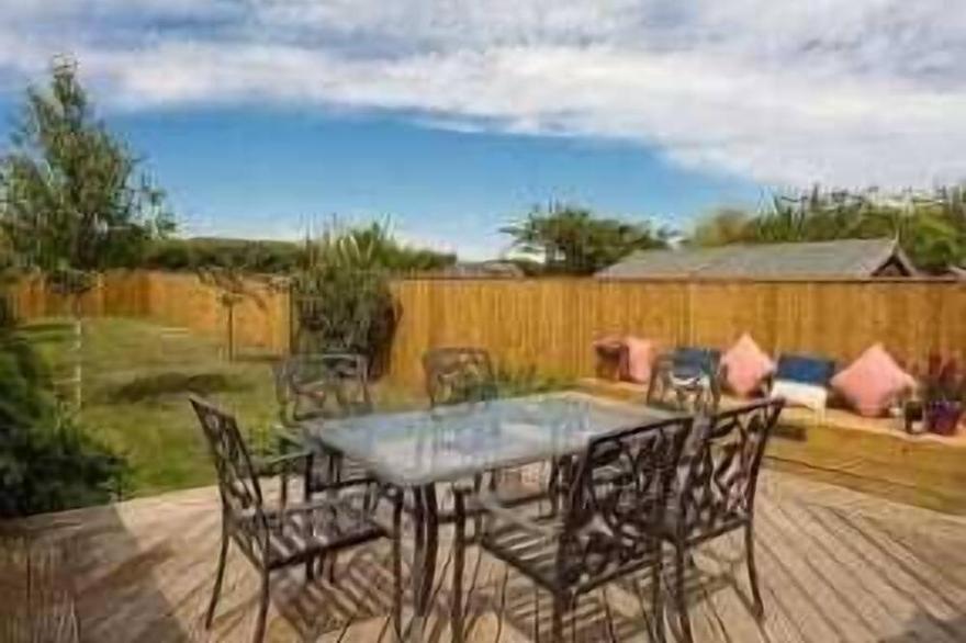 Glenview House - Fantastic Child Friendly House - Rear Garden - Parking