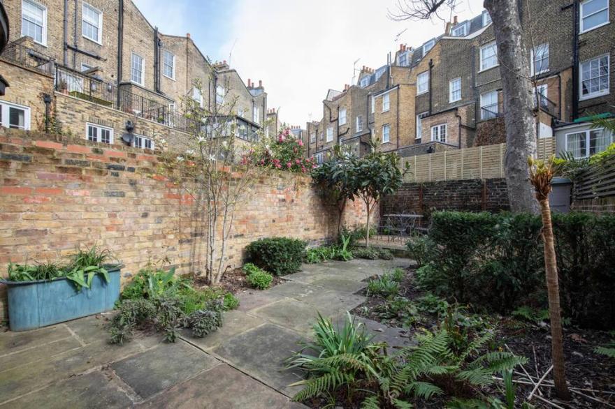 Charlwood Place by onefinestay
