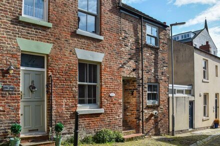 3 bedroom accommodation in Whitby