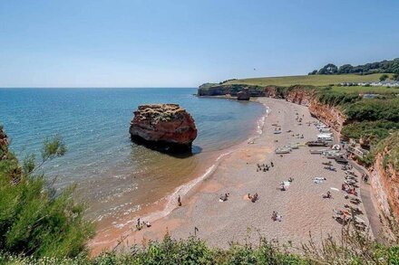 2 bedroom accommodation in Budleigh Salterton