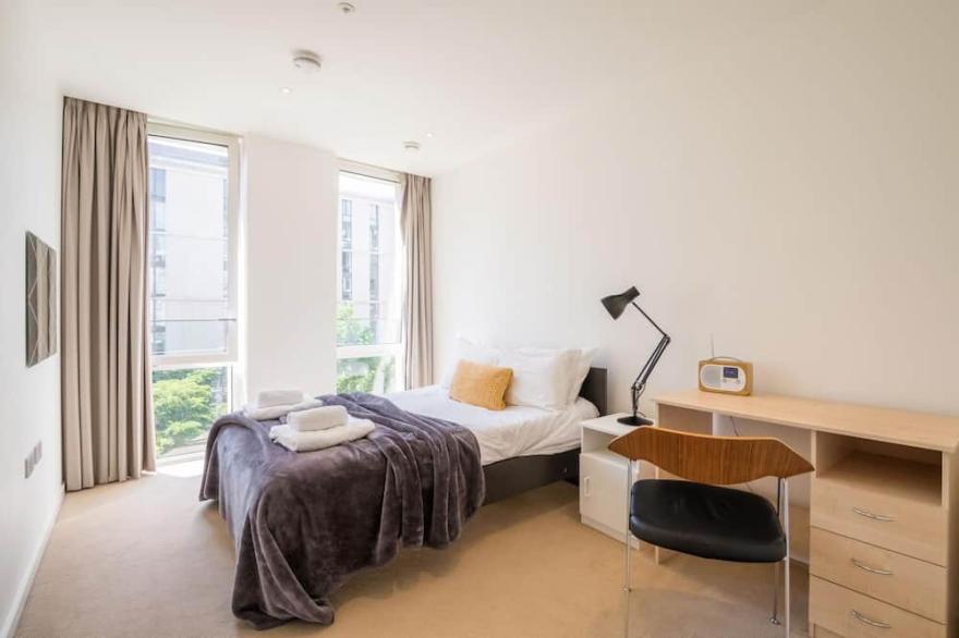 Deluxe East London Home in the Olympic Village