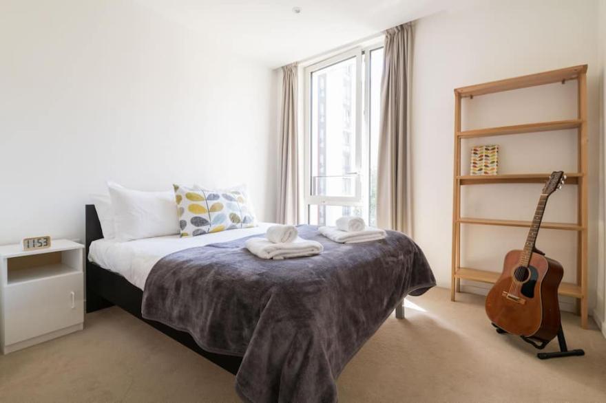 Deluxe East London Home in the Olympic Village