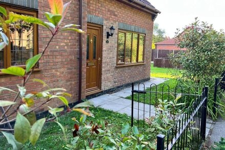 Beautiful 2-Bed House in Lincoln