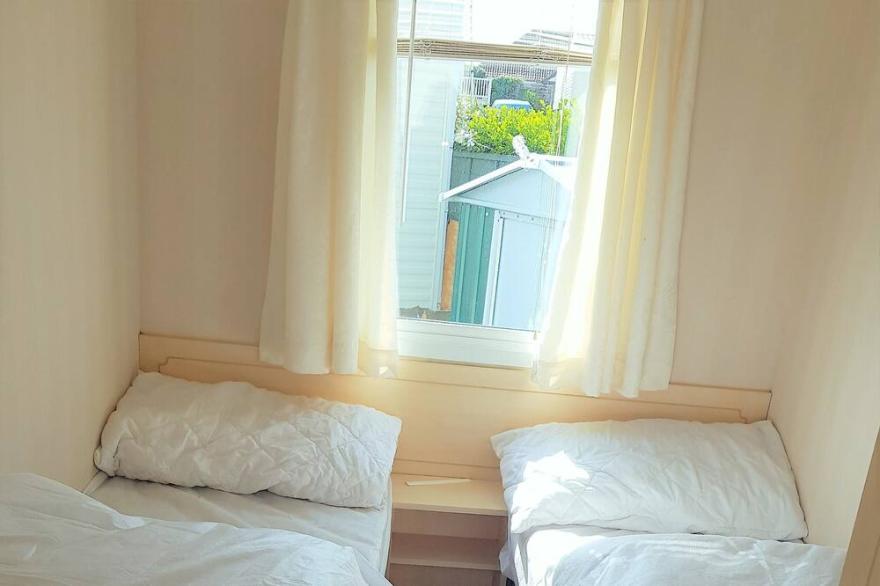 69 Brightholme - 6 Berth Caravan with Private Garden