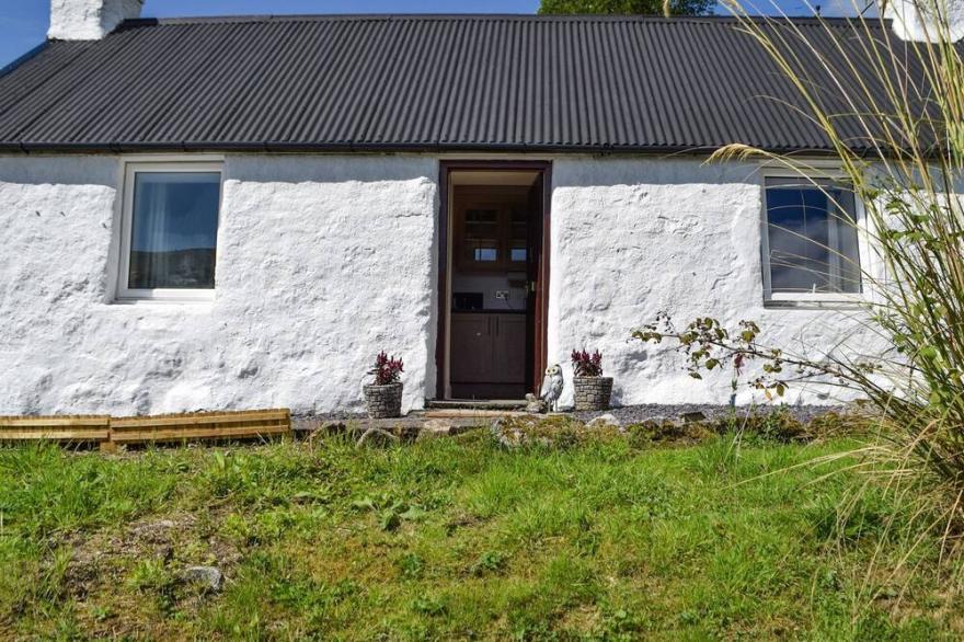 1 Bedroom Accommodation In Strontian