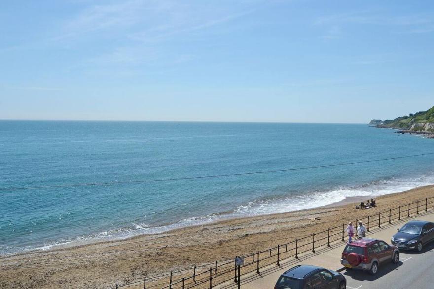 2 bedroom accommodation in Ventnor