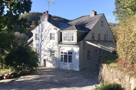 Idyllic peaceful detached Cornish Cottage