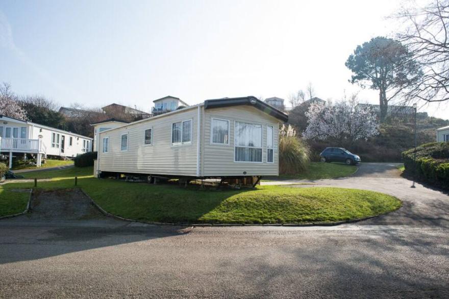 Daisy 3 Bedroom Modern Caravan On Haven's Award Winning Rockley Park