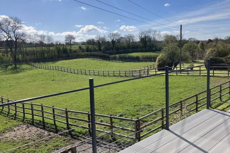 Brand New! Newly renovated Dutch Barn conversion in the Shropshire countryside