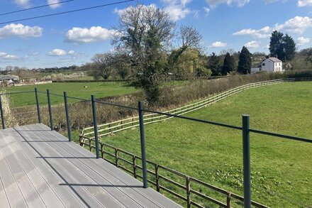 Brand New! Newly renovated Dutch Barn conversion in the Shropshire countryside