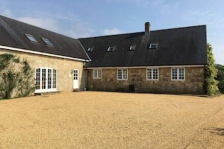 Beautifully converted stone cottage in the heart of the Isle of Wight 772