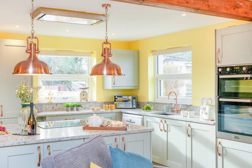 2 bedroom accommodation in Goonhavern