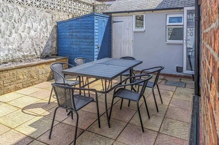 3 bedroom accommodation in Scarborough