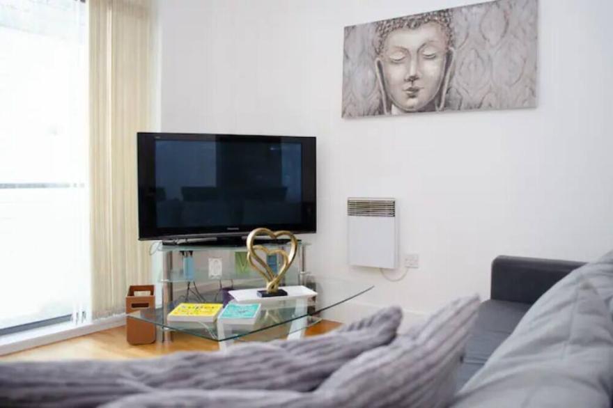Best Liverpool City Centre Location Apartment with Parking