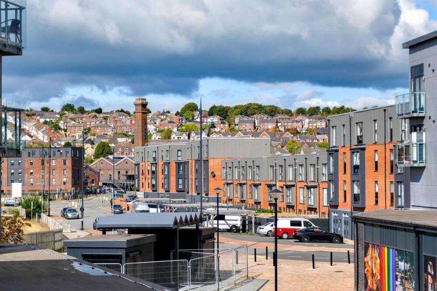Pass the Keys | Cosy 2 Bedroom Apartment in Barry with Parking