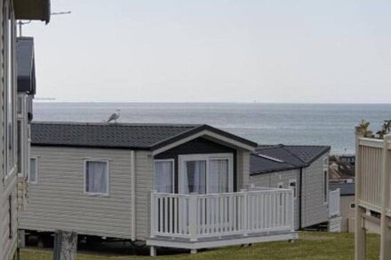 8 Birth Seaview Apartment in Combe Haven Holiday Park