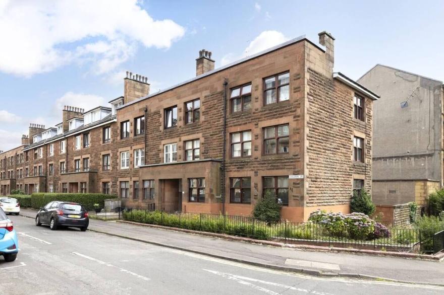 Beautiful 2 Bed, Modern Apt in Glasgow East End