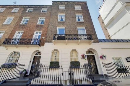 Super Deluxe 2 Bedroom Apartment In Belgravia