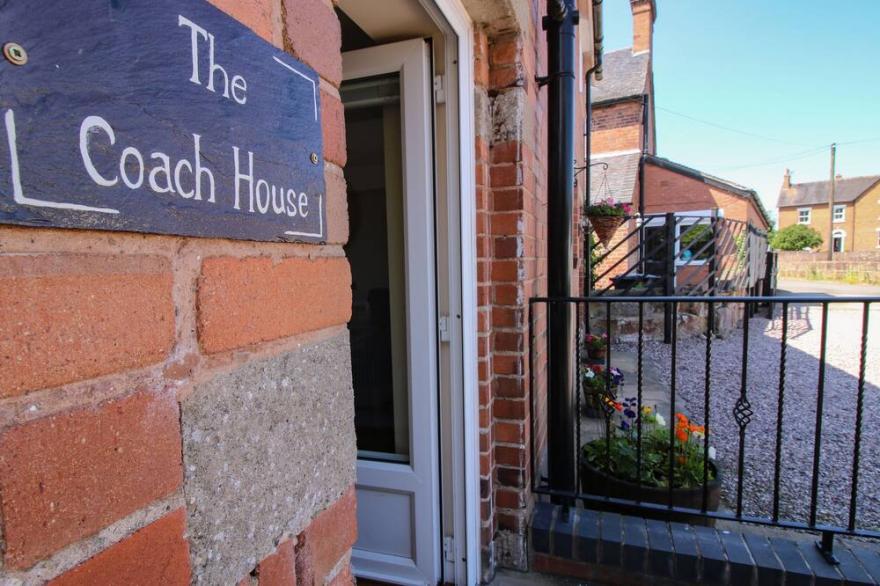 THE COACH HOUSE AT THE GABLES, Pet Friendly, With A Garden In Burlton