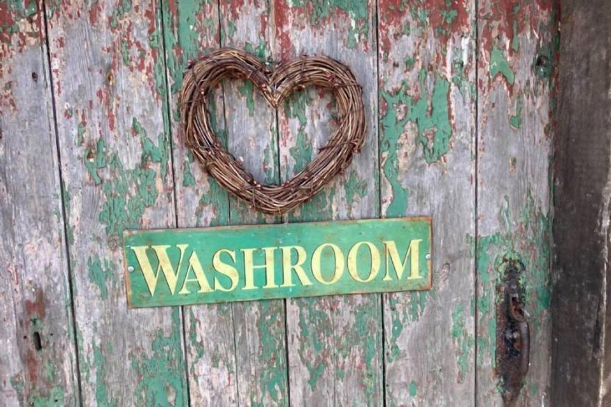 Hand crafted, this shepherds hut is a wonderful place to get away from it all. Set in the foothills