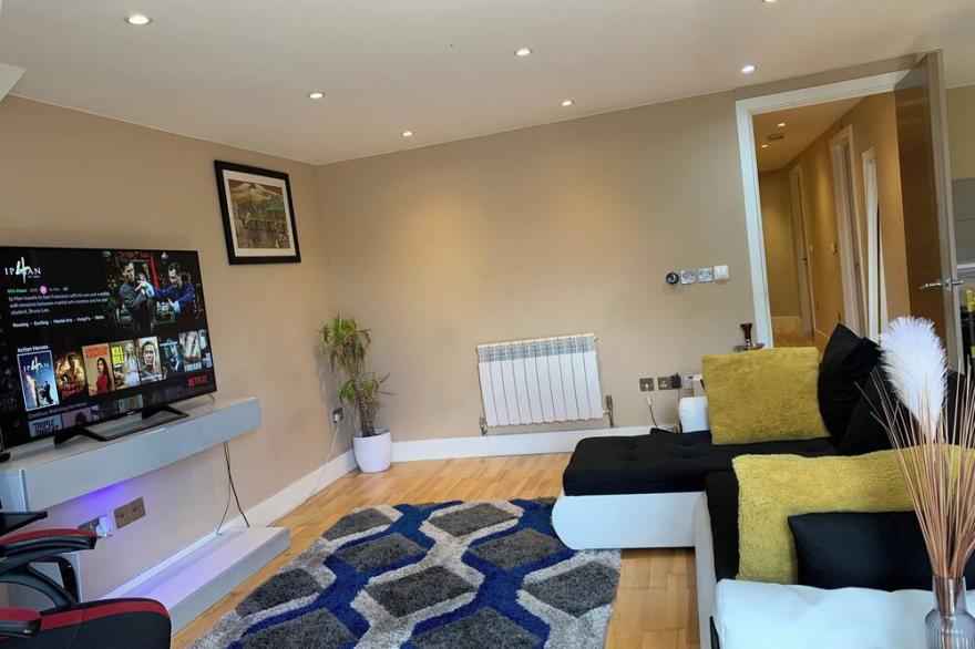 Charming 2-Bed Apartment in Kingston upon Thames