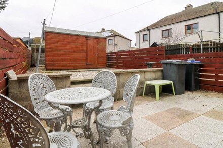 MORAY VIEW, pet friendly, country holiday cottage in Macduff