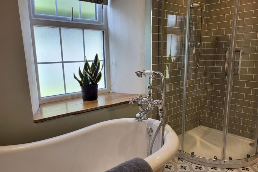 Lingmoor Cottage - Three Bedroom House, Sleeps 6