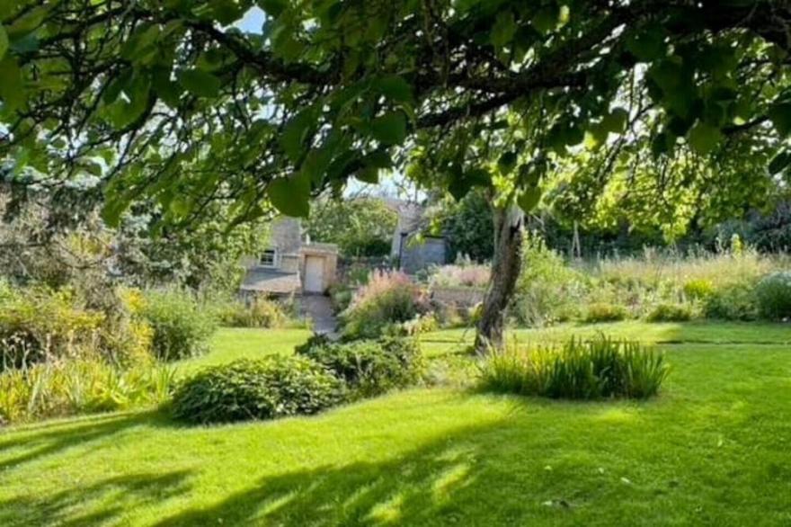 Dog friendly Idyllic retreat -close to Blenheim, The Cotswolds & Oxford ★