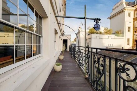 Amazing 2 Bedroom Apartment in Belgravia