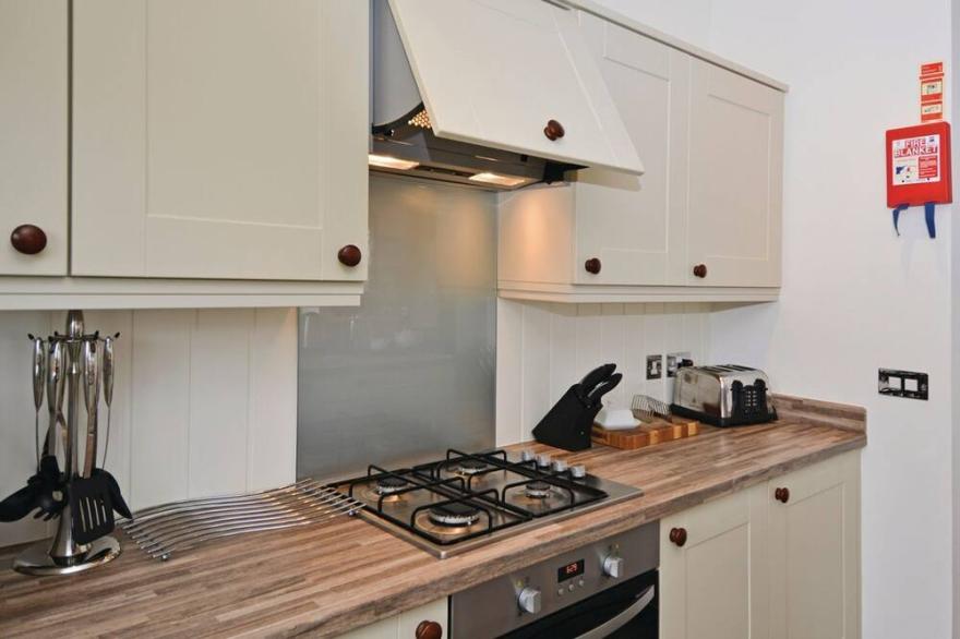 3 bedroom accommodation in Cheddar