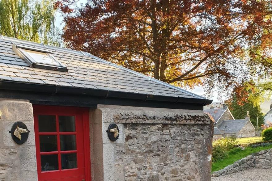 Spacious and Charming Retreat in Pitlochry!