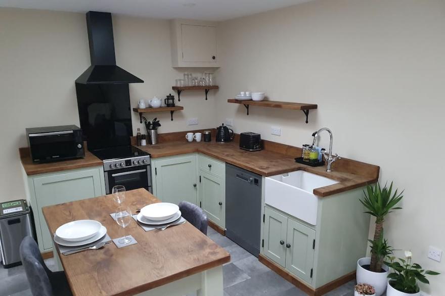 Spacious and Charming Retreat in Pitlochry!